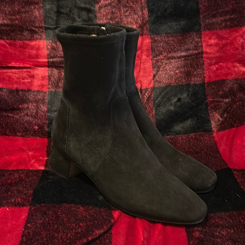 Gentle Souls Emily Block Heel Bootie Size 8.5